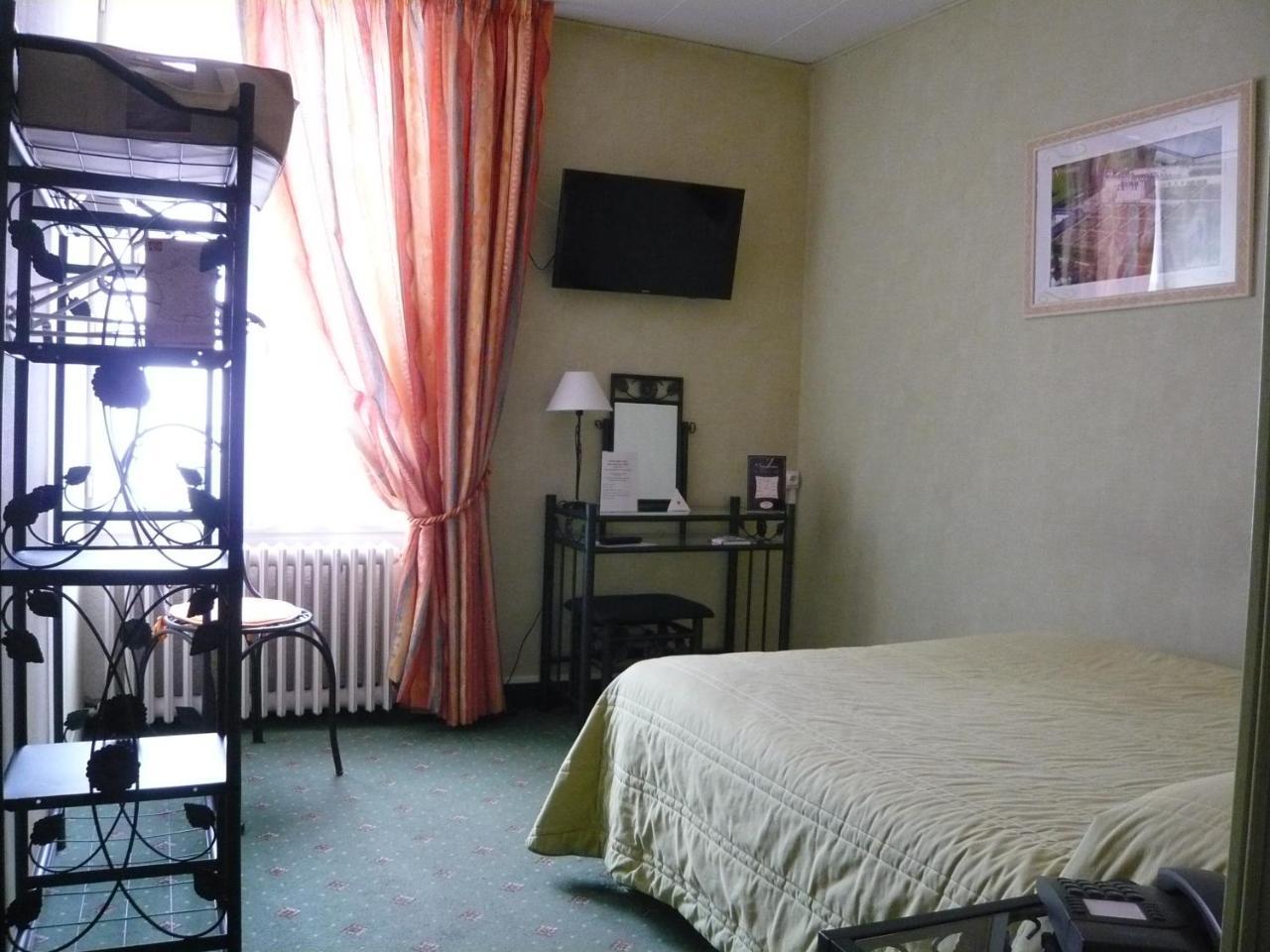 Hotel - Restaurant Saint Jacques Blois Eksteriør bilde
