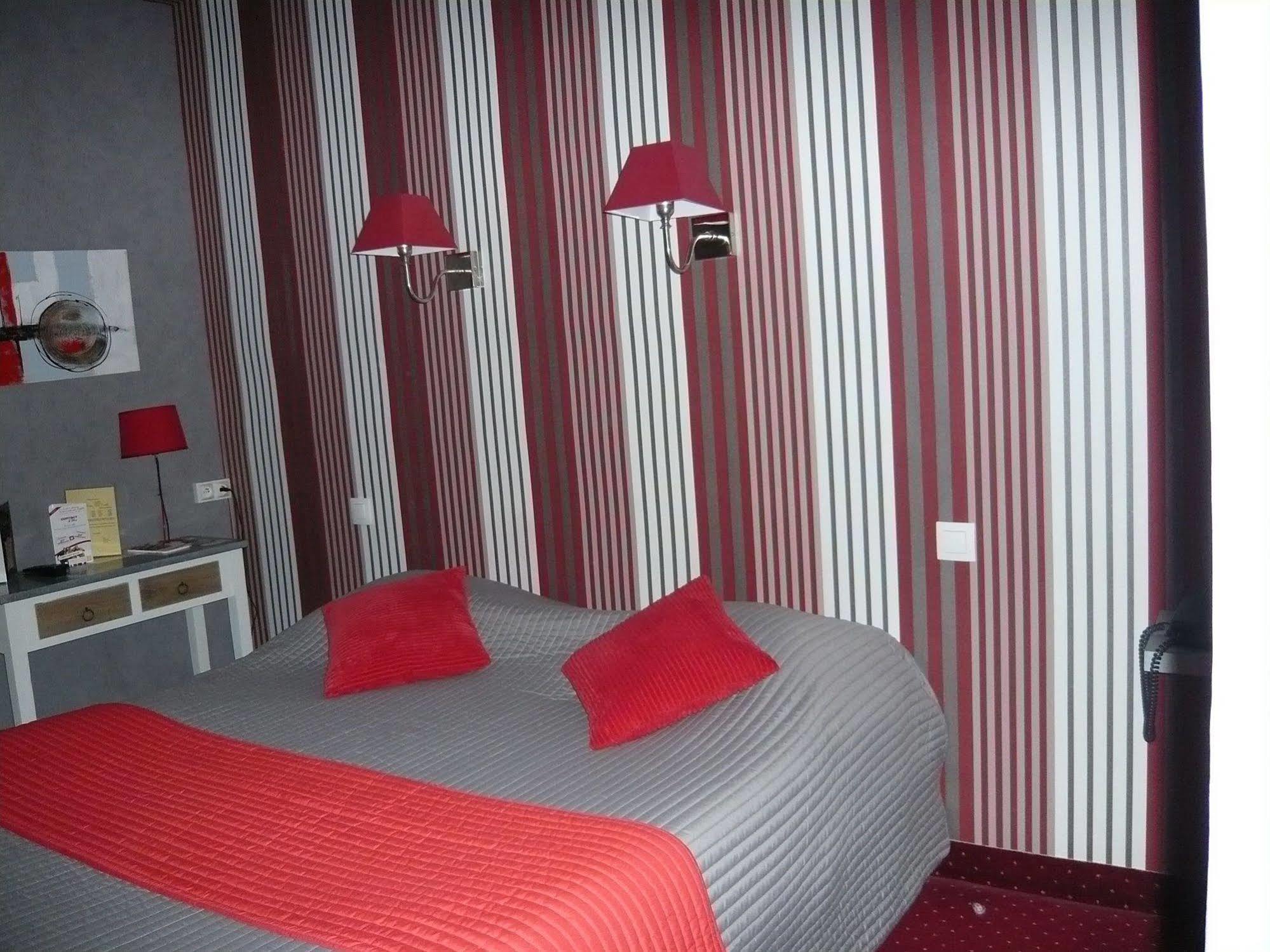 Hotel - Restaurant Saint Jacques Blois Eksteriør bilde